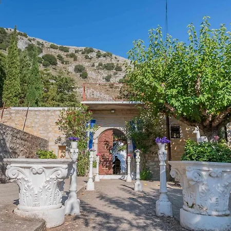 Hillside Hideaway Alpehytte